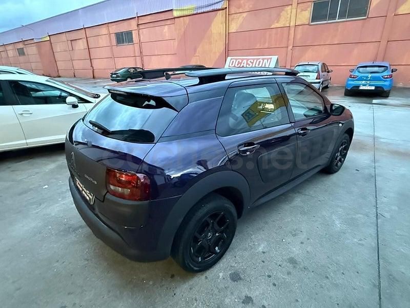 Usado Citroën C4 Cactus Feel 92 CV (67 kW) 2015 Azul Utilitario