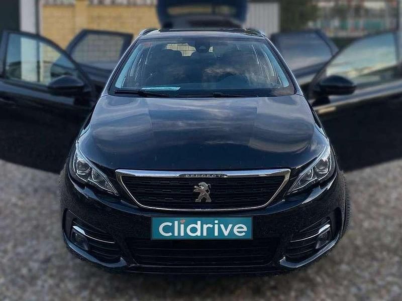 Usado Peugeot 308 SW Style 99 CV (72 kW) 2018 Negro Familiar