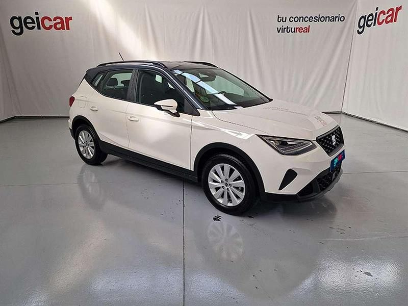 Blanco Usado 2025 Seat Arona Style SUV | 16.200 € (Buen precio) - Imagen 1/4