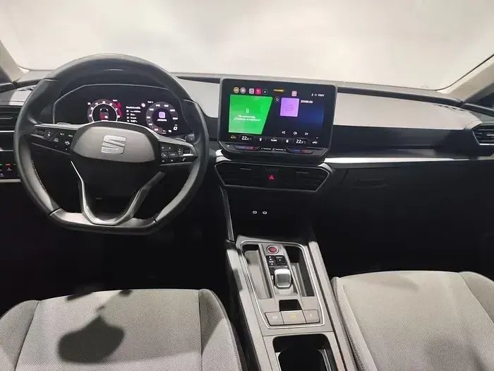 Usado Seat Leon Style 116 CV (85 kW) 2025 Blanco