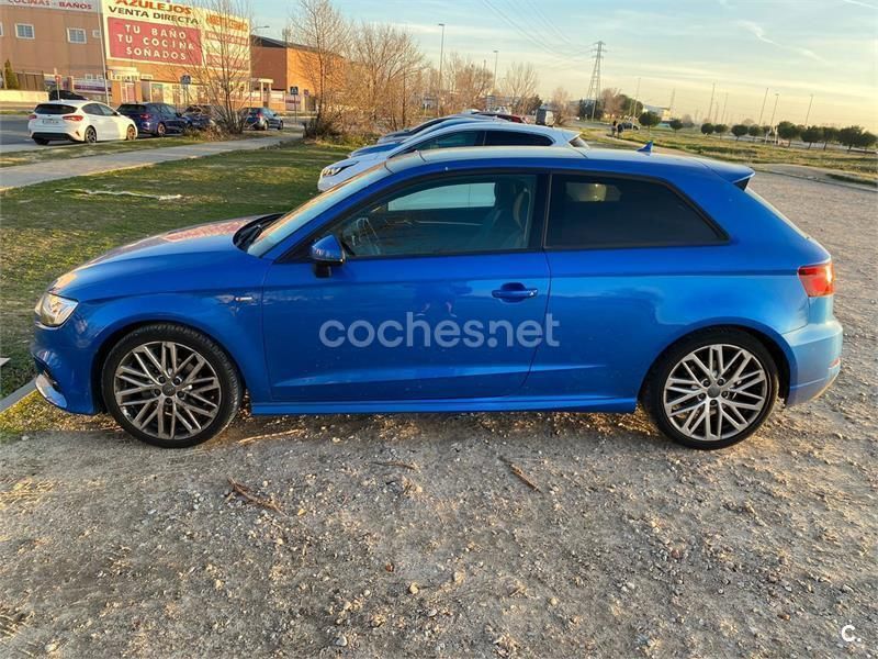 Usado Audi A3 S-Line 150 CV (110 kW) 2017 Azul Berlina