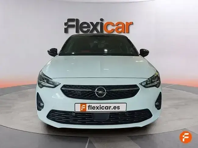 Usado Opel Corsa GS Line 100 CV (73 kW) 2022 Blanco Utilitario