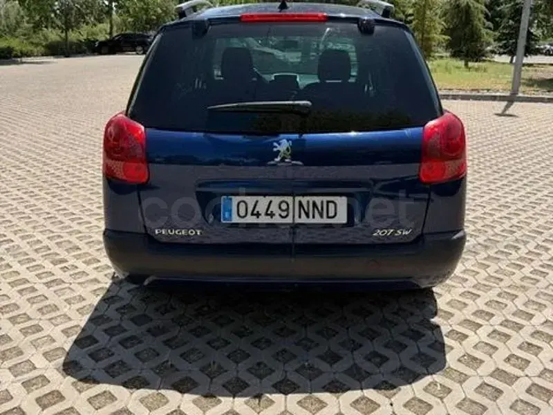 Usado Peugeot 207 95 CV (69 kW) 2007 Azul Familiar