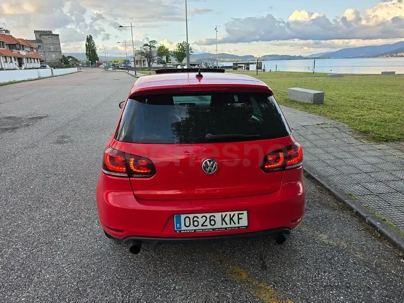 Usado VW Golf VII GTI 210 CV (154 kW) 2012 Rojo Berlina