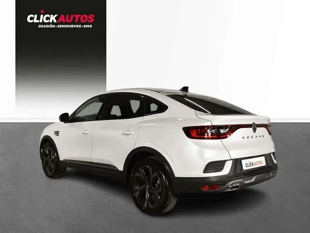 Usado Renault Arkana RS Line 160 CV (117 kW) 2023 Blanco SUV