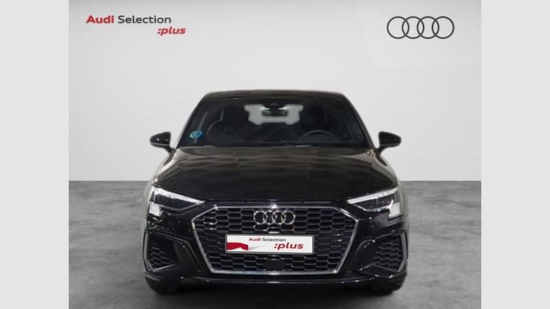 Usado Audi A3 150 CV (110 kW) 2024 Negro mito metalizado Berlina