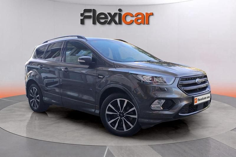 Negro Usado 2019 Ford Kuga Titanium SUV | 14.490 € (Super precio) - Imagen 1/4