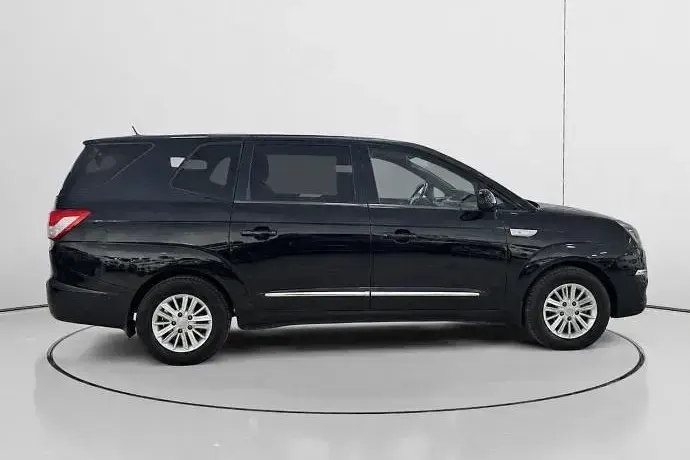 Usado SsangYong Rodius 178 CV (130 kW) 2016 Monovolumen