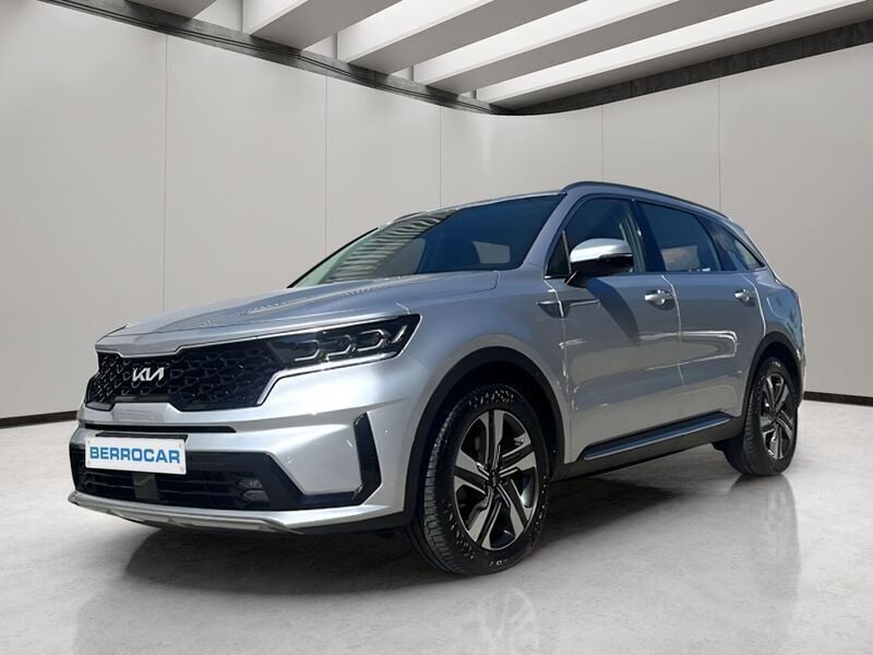 Gris Usado 2023 Kia Sorento 2 SUV | 34.499 € (Buen precio) - Imagen 1/4