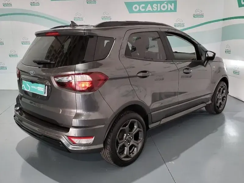 Usado Ford Ecosport ST-Line 140 CV (102 kW) 2022 Gris / plata SUV