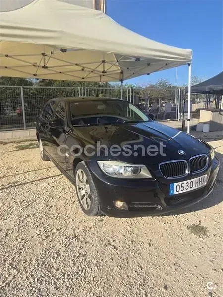 Brugt BMW 318 143 HK (105 kW) 2012 Sort Sedan