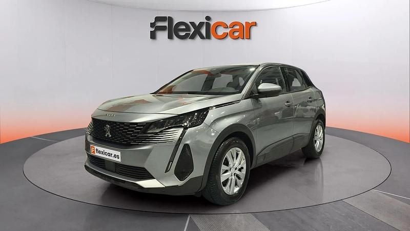 Usado Peugeot 3008 Active 131 CV (96 kW) 2021 Gris SUV