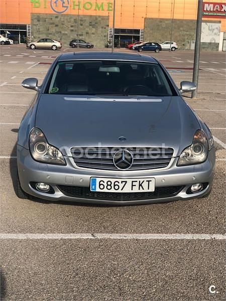 Usado Mercedes CLS320 224 CV (164 kW) 2007 Gris / plata Berlina