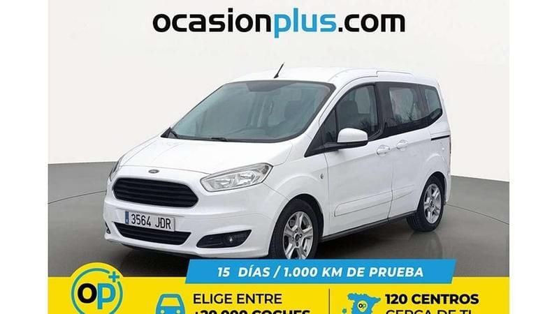 Usado Ford Tourneo Courier Trend 97 CV (71 kW) 2015 Blanco Monovolumen