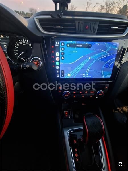 Usado Nissan Qashqai 360º 115 CV (84 kW) 2015 Rojo SUV