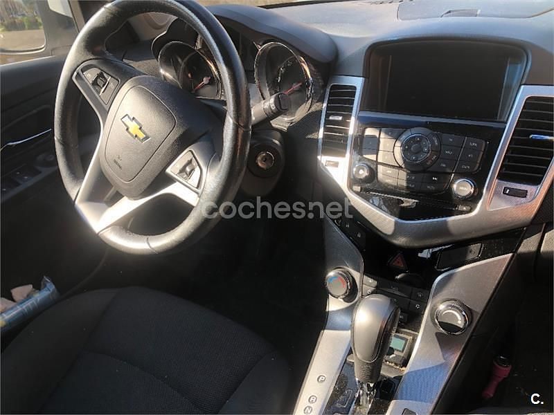 Usado Chevrolet Cruze LTZ 141 CV (103 kW) 2012 Blanco Berlina