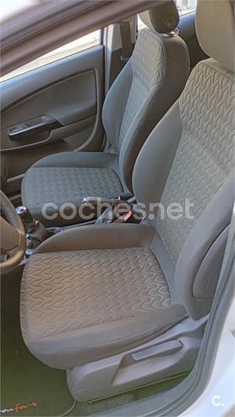Usado Opel Corsa Expression 85 CV (62 kW) 2013 Blanco Utilitario