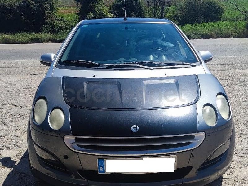 Usado Smart ForFour Pulse 95 CV (69 kW) 2004 Gris / plata Utilitario