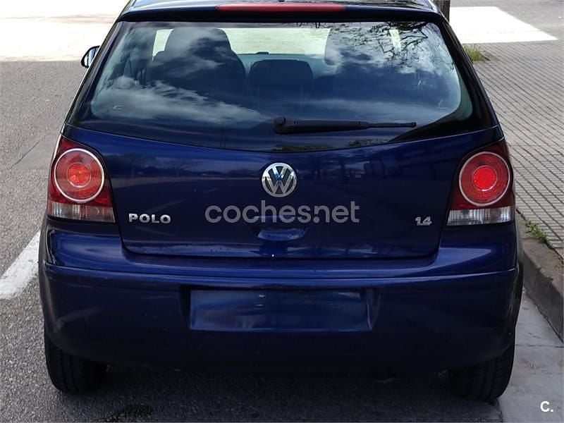 Usado VW Polo United 80 CV (58 kW) 2008 Azul Utilitario