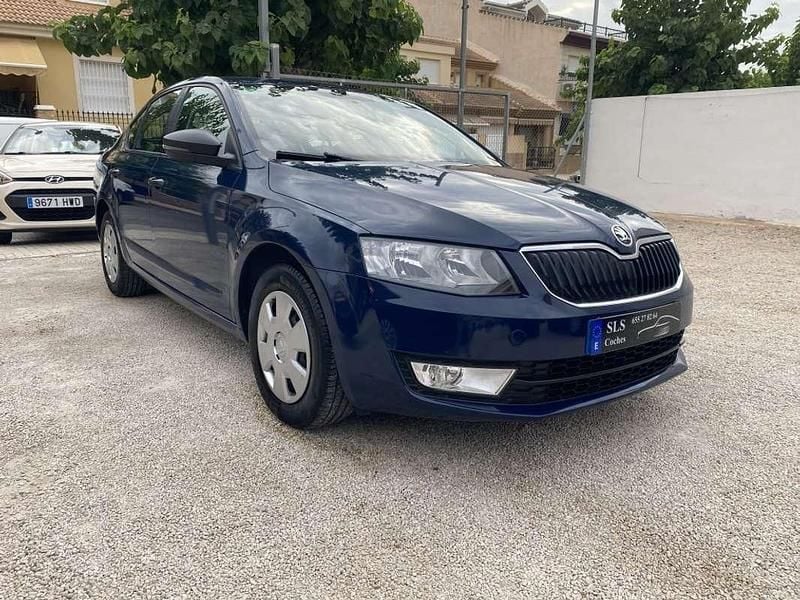 Usado Skoda Octavia Active 110 CV (80 kW) 2015 Utilitario