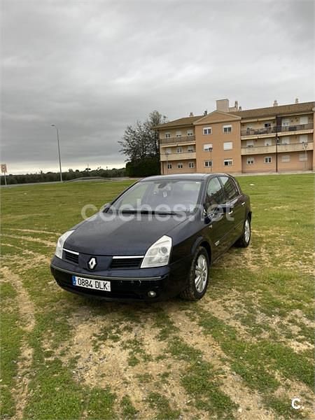 Usado Renault Vel Satis 150 CV (110 kW) 2005 Azul Utilitario