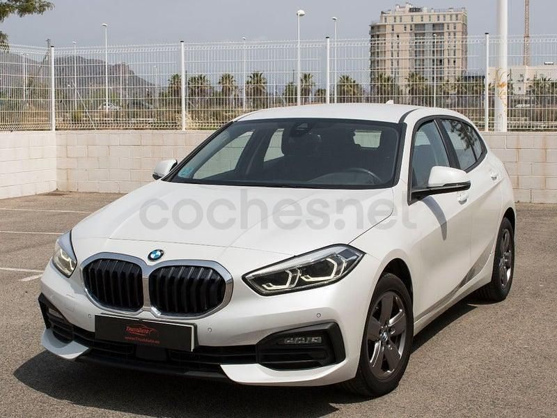 Usado BMW 116 Comfort Edition 116 CV (85 kW) 2020 Blanco Utilitario