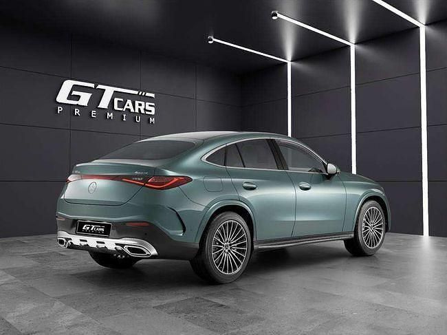Usado Mercedes GLC300e AMG 333 CV (244 kW) 2025 Verde Coupe