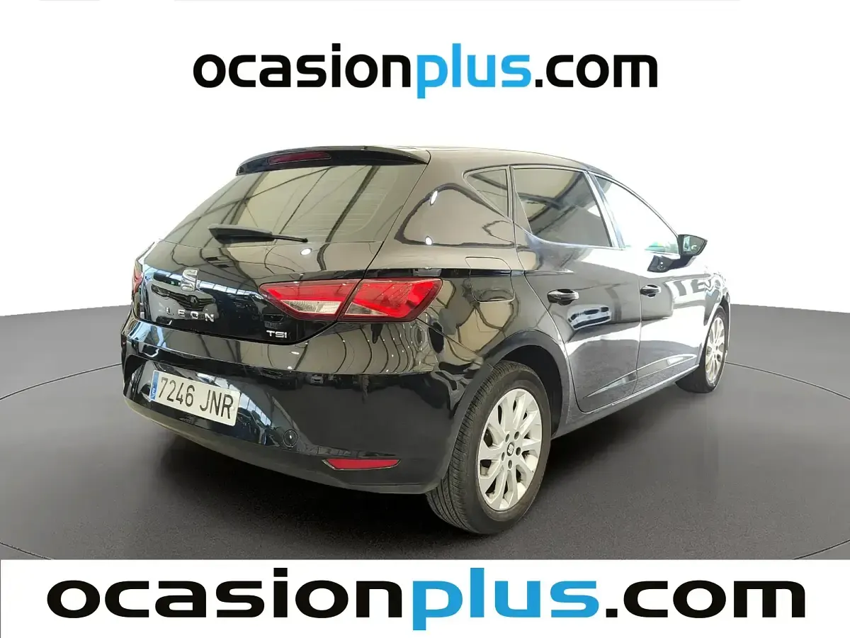 Usado Seat Leon Style 110 CV (80 kW) 2016 Negro