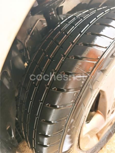 Usado Dacia Duster Adventure 90 CV (66 kW) 2013 Blanco SUV