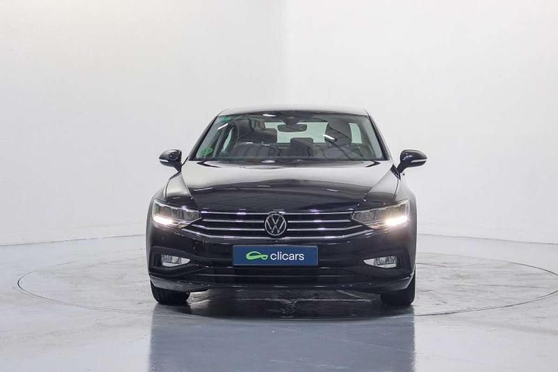Usado VW Passat Business 122 HP (89 kW) 2022 Azul Carrinha
