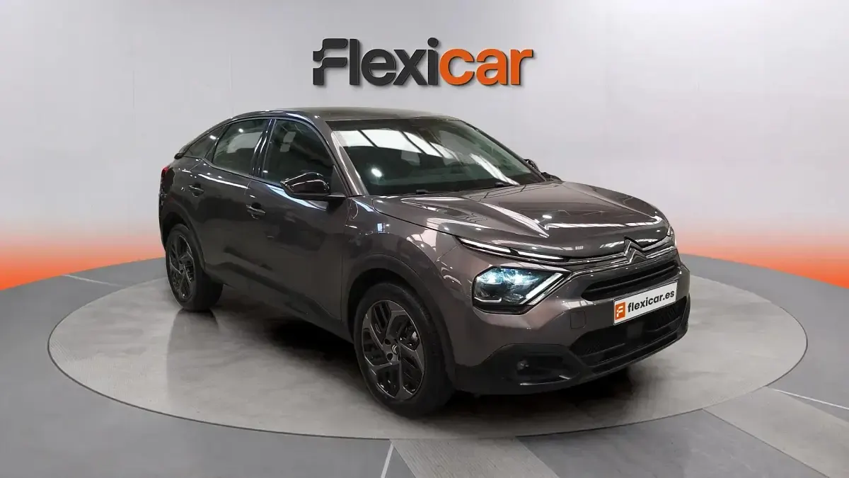 Begagnad Citroën C4 131 HK (96 kW) 2024 Grå SUV