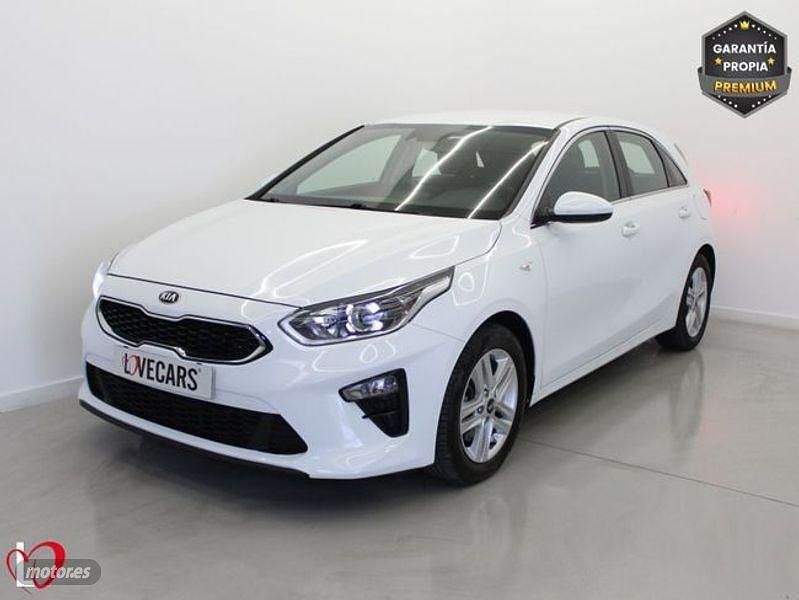 Usado Kia Ceed 100 CV (73 kW) 2021 Blanco Utilitario