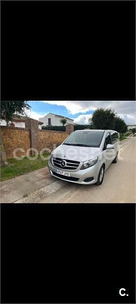 Usado Mercedes V220 Exclusive 163 CV (119 kW) 2017 Gris / plata Monovolumen