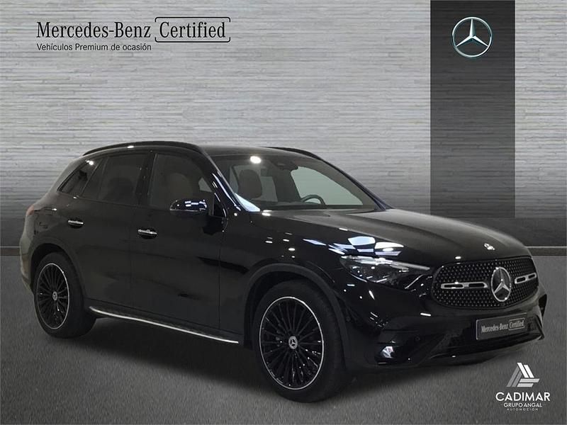 Usado Mercedes GLC220 AMG line 197 CV (144 kW) 2023 Negro SUV