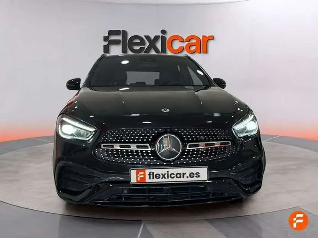 Occasion Mercedes GLA180 136 PK (100 kW) 2022 Zwart SUV