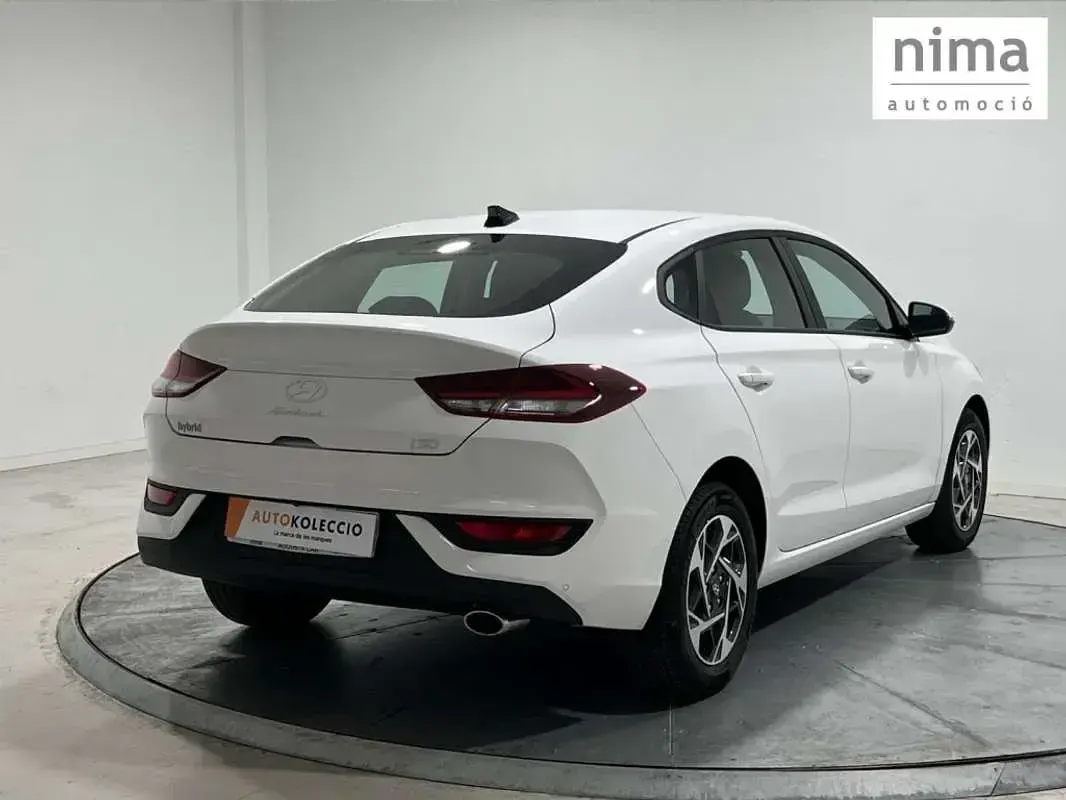 Nuevo Hyundai i30 101 CV (74 kW) 2026 Berlina