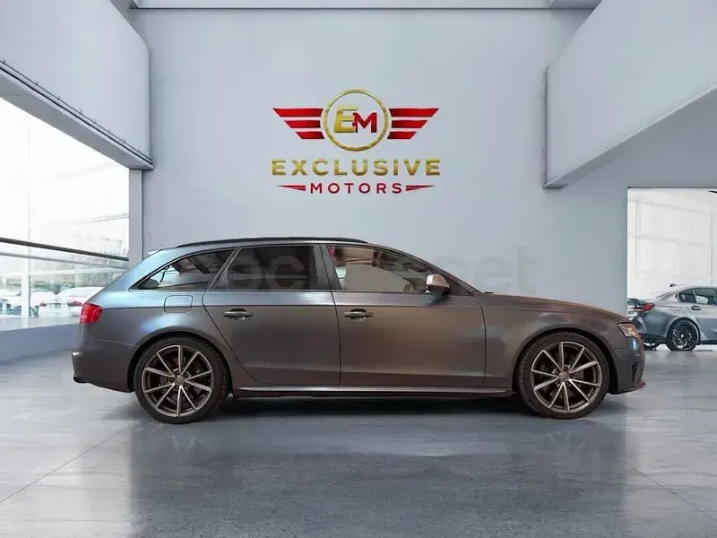 Usado Audi S4 333 CV (244 kW) 2010 Gris / plata Familiar