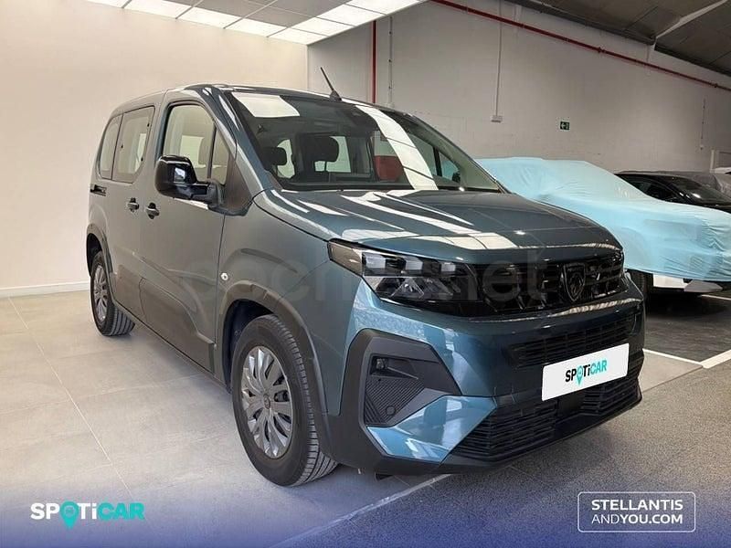 Usado Peugeot Rifter Allure 100 CV (73 kW) 2025 Azul Monovolumen