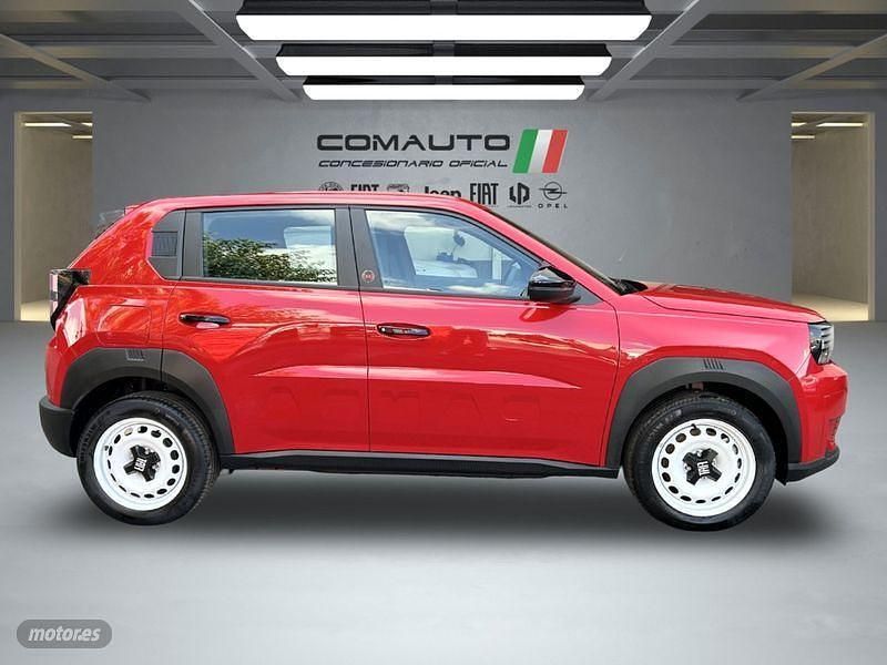 Nuevo Fiat Grande Panda Red 83 kW (113 CV) 2025 Rojo Utilitario