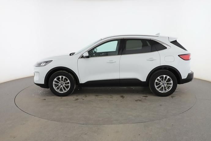 Usado Ford Kuga Titanium 150 CV (110 kW) 2020 Blanco SUV