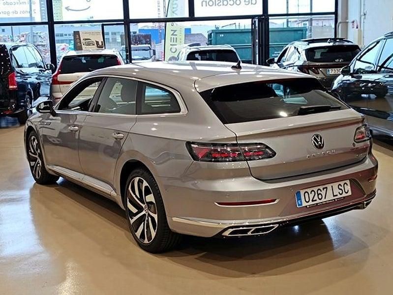 Usado VW Arteon R-line 218 CV (160 kW) 2021 Gris / plata Familiar