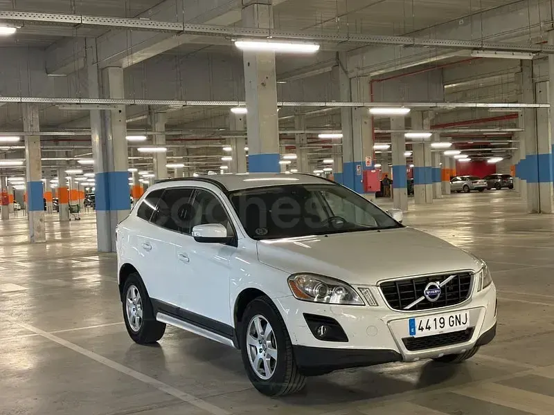 Usado Volvo XC60 Kinetic 175 CV (128 kW) 2010 Blanco SUV