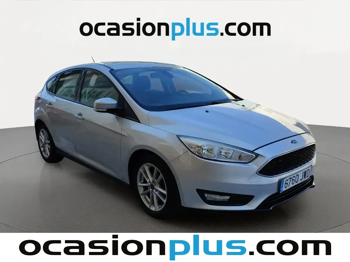 Usado Ford Focus Trend+ 125 CV (91 kW) 2017 Gris