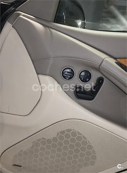 Usado Mercedes SL500 306 CV (225 kW) 2004 Negro Descapotable