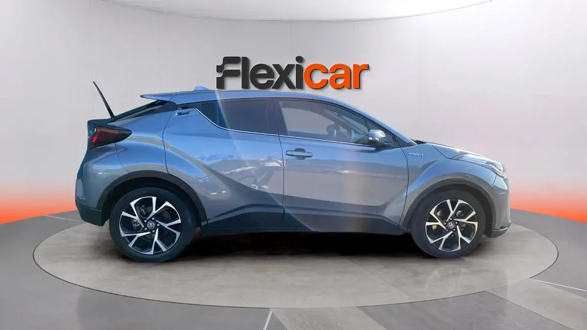 Usado Toyota C-HR Advance 122 CV (89 kW) 2021 Gris SUV