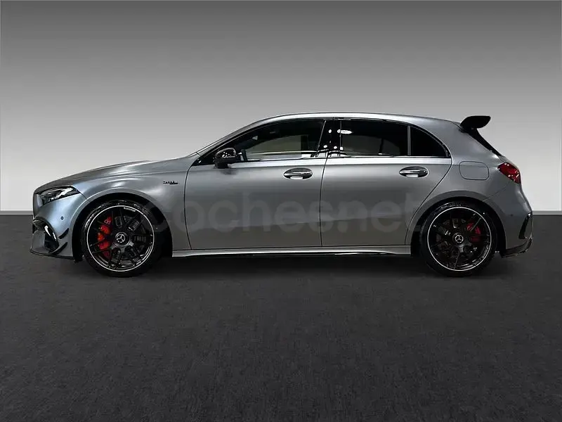 Usado Mercedes A45 AMG 421 CV (309 kW) 2024 Gris / plata Utilitario