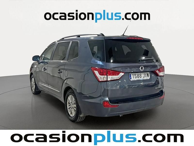 Usado SsangYong Rodius 178 CV (130 kW) 2016 Gris Monovolumen