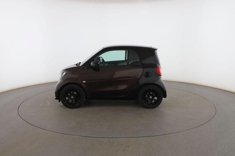 Usado Smart ForTwo Coupé Basis 90 CV (66 kW) 2019 Marrón Utilitario