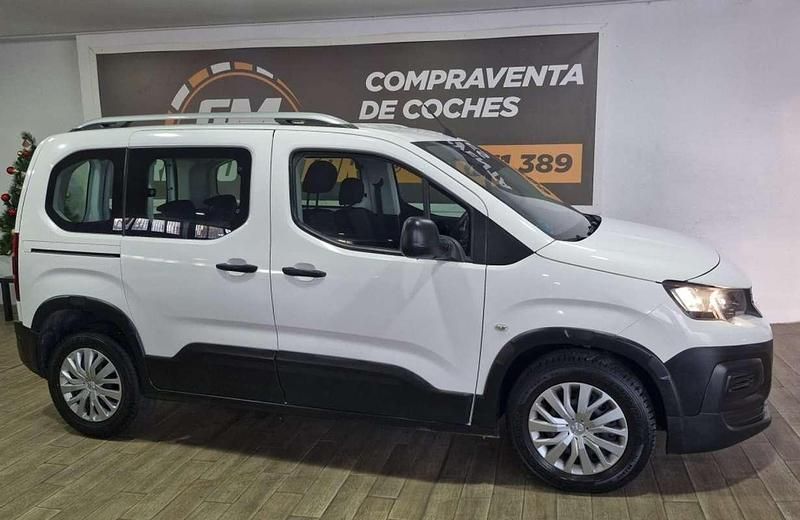 Usado Peugeot Rifter 101 CV (74 kW) 2019 Blanco Monovolumen