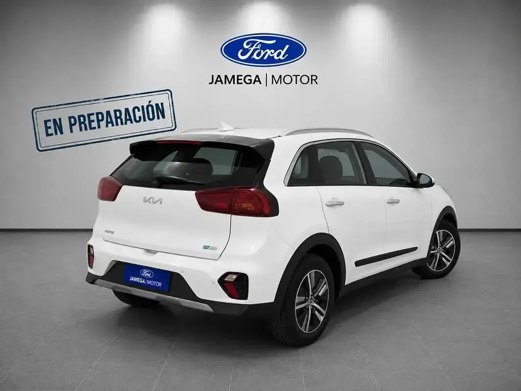 Usado Kia Niro 141 CV (103 kW) 2021 Azul SUV